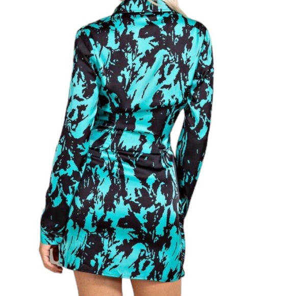 Etiquette-Long Sleeve Printed Button Down Dress - Picture 7 of 8